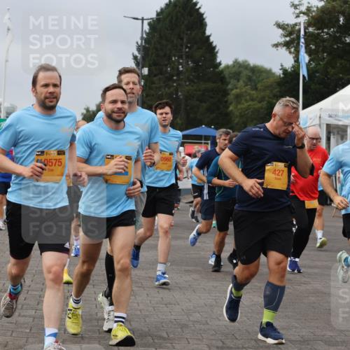 13.09.2026 - Kiel Lauf Andreas Tolksdorf http://msf.ph/oto/10351484 13.09.2026 09:56:01 Kiellinie 0960, 0575, 1, 38, 427, 38, 6940 meine-sportfotos.de