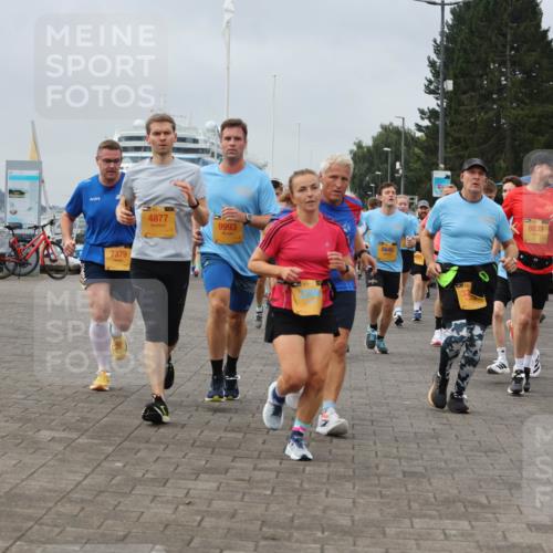 13.09.2026 - Kiel Lauf Andreas Tolksdorf http://msf.ph/oto/10351569 13.09.2026 09:56:04 Kiellinie 7379, 4877, 9993, 1969, 6645, 6033, 734 meine-sportfotos.de