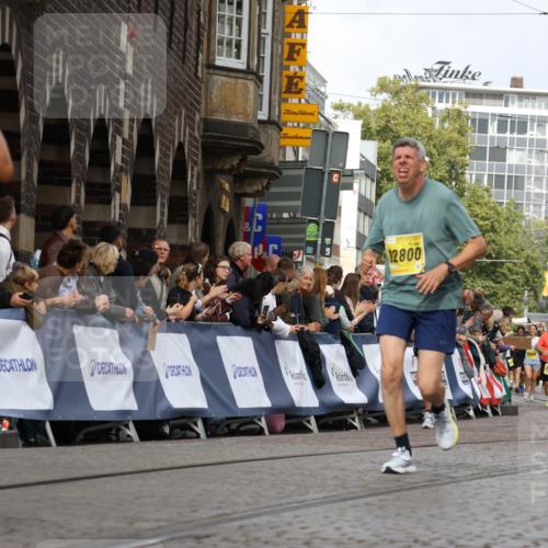 13.09.2026 - 21. swb-Marathon Bremen Strokosch-Dieckow http://msf.ph/oto/10351577 13.09.2026 10:54:55 Ziel 10067, 10146, 10410, 10589, 10608, 10631, 10704, 10765, 11039, 11040, 11174, 11389, 11593, 11874, 12038, 12265, 12328, 12467, 12519, 13526, 10555, 10646, 11001, 11620, 11860, 11908, 11976 meine-sportfotos.de