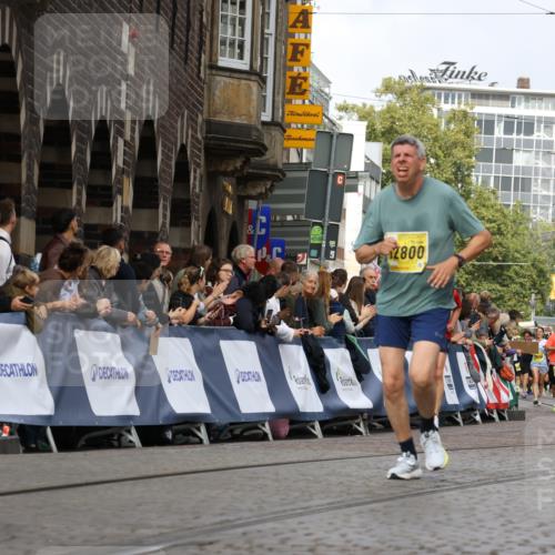13.09.2026 - 21. swb-Marathon Bremen Strokosch-Dieckow http://msf.ph/oto/10351599 13.09.2026 10:54:55 Ziel 10067, 10146, 10410, 10589, 10608, 10631, 10704, 10765, 11039, 11040, 11174, 11389, 11593, 11874, 12038, 12265, 12328, 12467, 12519, 13526, 10555, 10646, 11001, 11620, 11860, 11908, 11976 meine-sportfotos.de
