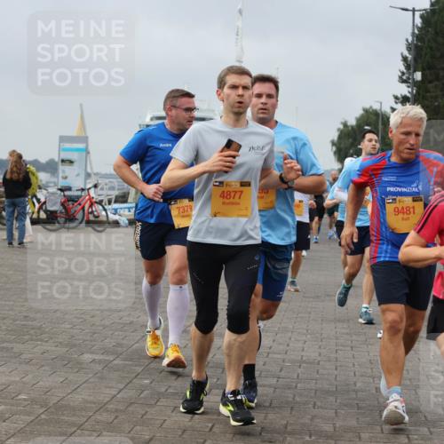 13.09.2026 - Kiel Lauf Andreas Tolksdorf http://msf.ph/oto/10351606 13.09.2026 09:56:05 Kiellinie 7379, 4877, 9, 38, 9481 meine-sportfotos.de