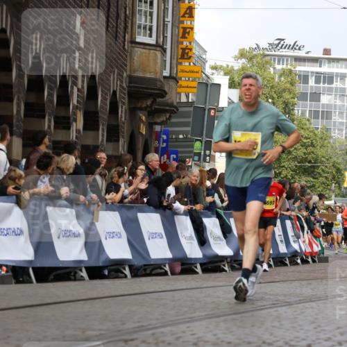 13.09.2026 - 21. swb-Marathon Bremen Strokosch-Dieckow http://msf.ph/oto/10351638 13.09.2026 10:54:55 Ziel 10067, 10146, 10410, 10589, 10608, 10631, 10704, 10765, 11039, 11040, 11174, 11389, 11593, 11874, 12038, 12265, 12328, 12467, 12519, 13526, 10555, 10646, 11001, 11620, 11860, 11908, 11976 meine-sportfotos.de