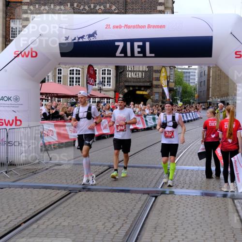 13.09.2026 - 21. swb-Marathon Bremen Tim E. http://msf.ph/oto/10351652 13.09.2026 12:29:51 Ziel 821 meine-sportfotos.de