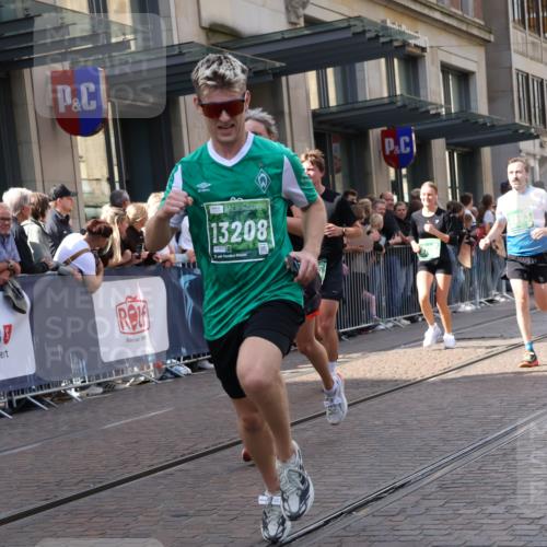 13.09.2026 - 21. swb-Marathon Bremen Strokosch-Dieckow http://msf.ph/oto/10351697 13.09.2026 13:32:15 Ziel 1437, 1687, 2292, 2293, 2611, 2910, 2992, 3354, 3402, 3429, 3441, 3878, 3895, 4263, 4323, 4380, 4471, 4655, 4835, 4862, 5281, 5398, 5657, 6518, 6583, 6593, 6718, 6760, 6781, 6900, 7016, 7150, 7173, 7466, 7572, 7758, 7990, 8344, 8957, 9040, 9151, 9175, 9283, 9719, 9779, 13208, 13244, 287, 1369, 2310, 2934, 3650, 3922, 3946, 4057, 4566, 4797, 4979, 5628, 6116, 6258, 6475, 7182, 7526, 7818, 9394, 13182 meine-sportfotos.de