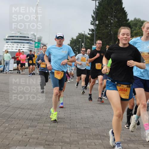 13.09.2026 - Kiel Lauf Andreas Tolksdorf http://msf.ph/oto/10351753 13.09.2026 09:56:12 Kiellinie 7872, 7807, 7616, 7537, 1, 39, 15, 2844, 5, 39, 2415, 313, 790 meine-sportfotos.de