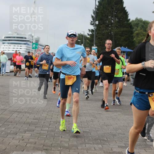 13.09.2026 - Kiel Lauf Andreas Tolksdorf http://msf.ph/oto/10351771 13.09.2026 09:56:12 Kiellinie 84, 7872, 7807, 7537, 4, 39, 2844, 39, 12415 meine-sportfotos.de