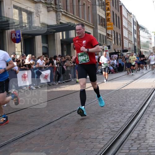 13.09.2026 - 21. swb-Marathon Bremen Strokosch-Dieckow http://msf.ph/oto/10351799 13.09.2026 13:32:17 Ziel 1437, 1687, 2292, 2293, 2611, 2910, 2992, 3354, 3402, 3429, 3441, 3878, 3895, 4263, 4323, 4380, 4471, 4835, 4862, 5281, 5398, 5581, 5657, 6518, 6583, 6593, 6718, 6760, 6781, 6900, 7016, 7173, 7466, 7758, 7990, 8344, 8367, 8957, 9040, 9151, 9175, 9719, 9779, 13208, 13244, 287, 1369, 2310, 2910, 2934, 3650, 3922, 3946, 4057, 4566, 4655, 4797, 4835, 4979, 5628, 6116, 6258, 6475, 7182, 7526, 7818, 9394, 13182 meine-sportfotos.de