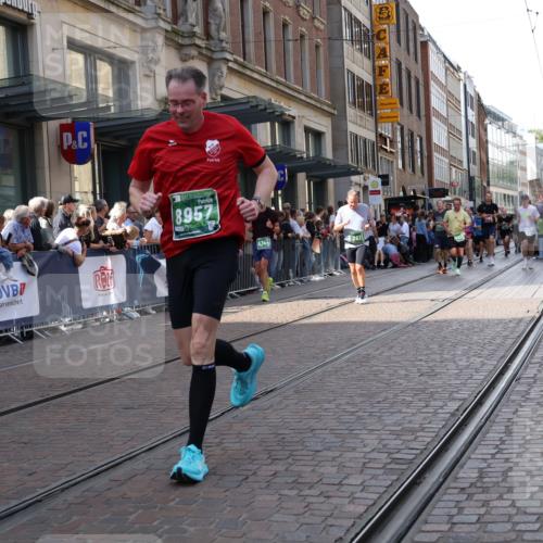 13.09.2026 - 21. swb-Marathon Bremen Strokosch-Dieckow http://msf.ph/oto/10351820 13.09.2026 13:32:18 Ziel 1437, 1687, 2292, 2293, 2611, 2992, 3354, 3402, 3429, 3441, 3878, 3895, 4263, 4323, 4380, 4471, 4862, 5009, 5281, 5398, 5581, 5657, 6518, 6583, 6593, 6718, 6760, 6781, 6900, 7016, 7173, 7466, 7758, 7990, 8344, 8367, 8506, 8957, 9040, 9151, 9175, 9719, 9779, 13208, 287, 1369, 2310, 2910, 2934, 3402, 3441, 3650, 3922, 3946, 4057, 4471, 4566, 4655, 4797, 4835, 4979, 5628, 6116, 6258, 6475, 7182, 7526, 7818, 9394, 13182 meine-sportfotos.de