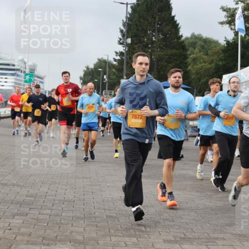 13.09.2026 - Kiel Lauf Andreas Tolksdorf http://msf.ph/oto/10351848 13.09.2026 09:56:15 Kiellinie 6229, 382, 7872, 2388, 96, 761 meine-sportfotos.de