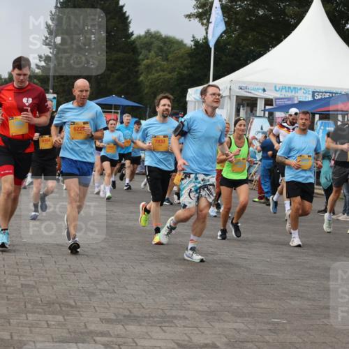 13.09.2026 - Kiel Lauf Andreas Tolksdorf http://msf.ph/oto/10351920 13.09.2026 09:56:17 Kiellinie 4, 8304, 6229, 7830, 3119, 46 meine-sportfotos.de