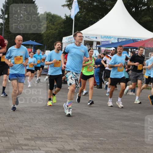 13.09.2026 - Kiel Lauf Andreas Tolksdorf http://msf.ph/oto/10351926 13.09.2026 09:56:17 Kiellinie 338, 830, 39, 6229, 2942, 7830, 3119, 38, 4659 meine-sportfotos.de