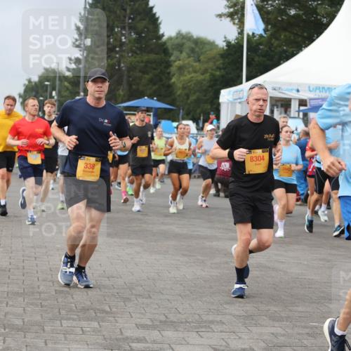 13.09.2026 - Kiel Lauf Andreas Tolksdorf http://msf.ph/oto/10351986 13.09.2026 09:56:19 Kiellinie 9867, 38, 338, 5127, 38, 8304, 4, 38, 6229 meine-sportfotos.de
