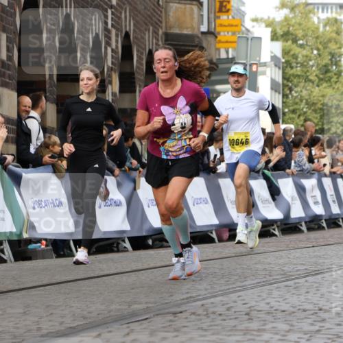 13.09.2026 - 21. swb-Marathon Bremen Strokosch-Dieckow http://msf.ph/oto/10351993 13.09.2026 10:55:05 Ziel 10589, 10608, 10704, 10901, 11040, 11174, 11569, 11874, 12038, 12519, 12800, 13526, 13592, 10555, 11001, 11014, 11466, 11631, 11910, 12201, 12549 meine-sportfotos.de