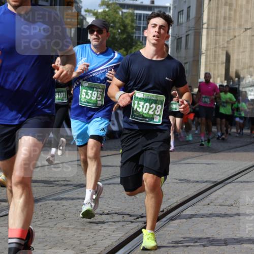 13.09.2026 - 21. swb-Marathon Bremen Strokosch-Dieckow http://msf.ph/oto/10352102 13.09.2026 13:33:07 Ziel 891, 1437, 2611, 2638, 3895, 3902, 4233, 4323, 4862, 5009, 5090, 5398, 5581, 5657, 6018, 6583, 6718, 6786, 7016, 7466, 7758, 8344, 8367, 8506, 9406, 10048, 13164, 13232, 13234, 13247, 831, 1124, 2283, 2393, 2818, 2980, 4243, 4260, 4408, 4492, 4536, 4565, 5040, 5191, 5324, 5790, 5914, 6614, 6777, 6915, 7145, 7421, 7467, 7789, 7830, 8061, 9616, 9856, 13028, 13101 meine-sportfotos.de