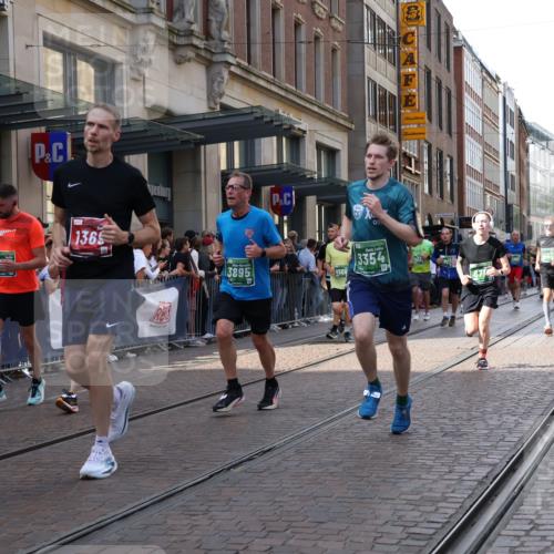 13.09.2026 - 21. swb-Marathon Bremen Strokosch-Dieckow http://msf.ph/oto/10352124 13.09.2026 13:32:25 Ziel 891, 1437, 1687, 2292, 2293, 2611, 2638, 2992, 3354, 3878, 3895, 3902, 4233, 4323, 4380, 4862, 5009, 5398, 5581, 5657, 6018, 6583, 6593, 6718, 6760, 6786, 7016, 7466, 7758, 7990, 8344, 8367, 8506, 8957, 9175, 10048, 13164, 13232, 13234, 13247, 287, 1369, 2292, 2293, 2310, 2910, 3402, 3429, 3441, 3650, 3922, 4057, 4263, 4380, 4471, 4566, 4655, 4835, 5281, 5628, 6258, 6475, 6518, 6593, 7182, 7818, 9394, 13182 meine-sportfotos.de