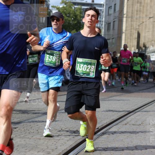 13.09.2026 - 21. swb-Marathon Bremen Strokosch-Dieckow http://msf.ph/oto/10352198 13.09.2026 13:33:07 Ziel 891, 1437, 2611, 2638, 3895, 3902, 4233, 4323, 4862, 5009, 5090, 5398, 5581, 5657, 6018, 6583, 6718, 6786, 7016, 7466, 7758, 8344, 8367, 8506, 9406, 10048, 13164, 13232, 13234, 13247, 831, 1124, 2283, 2393, 2818, 2980, 4243, 4260, 4408, 4492, 4536, 4565, 5040, 5191, 5324, 5790, 5914, 6614, 6777, 6915, 7145, 7421, 7467, 7789, 7830, 8061, 9616, 9856, 13028, 13101 meine-sportfotos.de