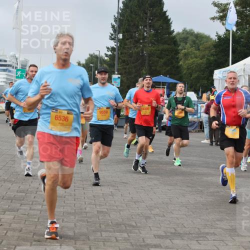 13.09.2026 - Kiel Lauf Andreas Tolksdorf http://msf.ph/oto/10352206 13.09.2026 09:56:25 Kiellinie 6536, 9559, 4380, 6147 meine-sportfotos.de