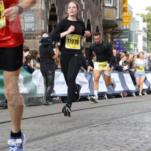 13.09.2026 - 21. swb-Marathon Bremen Strokosch-Dieckow http://msf.ph/oto/10352344 13.09.2026 10:55:10 Ziel 10589, 10608, 10646, 10901, 11040, 11174, 11569, 11620, 11860, 11874, 11889, 11976, 12313, 12519, 12800, 13526, 13592, 10725, 11014, 11466, 11631, 11910, 12201, 12218, 12258, 12549 meine-sportfotos.de