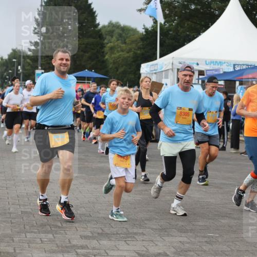13.09.2026 - Kiel Lauf Andreas Tolksdorf http://msf.ph/oto/10352358 13.09.2026 09:56:30 Kiellinie 4535, 4443, 38, 8305 meine-sportfotos.de