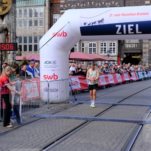 13.09.2026 - 21. swb-Marathon Bremen Tim E. http://msf.ph/oto/10352417 13.09.2026 12:35:56 Ziel 1238 meine-sportfotos.de