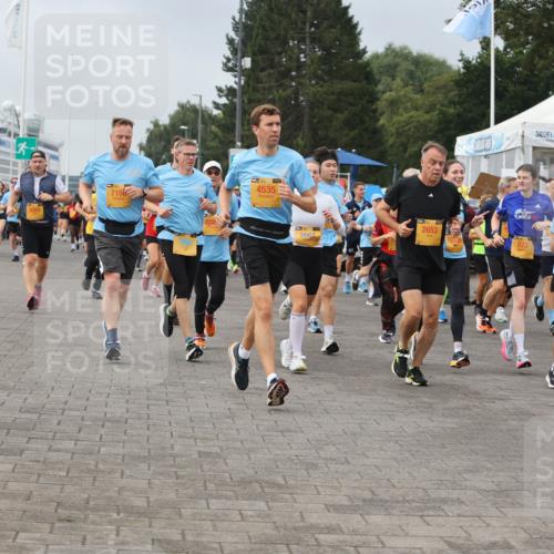 13.09.2026 - Kiel Lauf Andreas Tolksdorf http://msf.ph/oto/10352427 13.09.2026 09:56:32 Kiellinie 13, 8203, 7150, 920, 4535, 2667, 2653, 10739, 11164, 973, 3134 meine-sportfotos.de