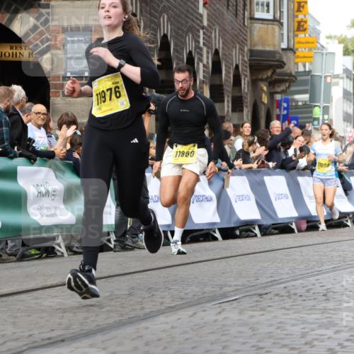 13.09.2026 - 21. swb-Marathon Bremen Strokosch-Dieckow http://msf.ph/oto/10352455 13.09.2026 10:55:10 Ziel 10589, 10608, 10646, 10901, 11040, 11174, 11569, 11620, 11860, 11874, 11889, 11976, 12313, 12519, 12800, 13526, 13592, 10725, 11014, 11466, 11631, 11910, 12201, 12218, 12258, 12549 meine-sportfotos.de
