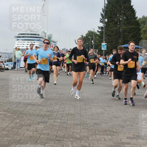 13.09.2026 - Kiel Lauf Andreas Tolksdorf http://msf.ph/oto/10352623 13.09.2026 09:56:38 Kiellinie 6537, 4, 4824, 12544, 11195, 11232 meine-sportfotos.de