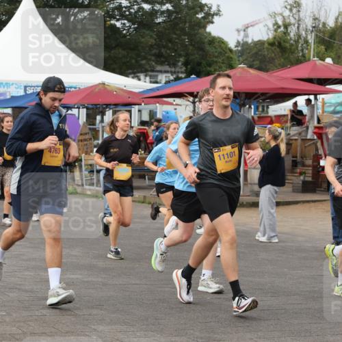 13.09.2026 - Kiel Lauf Andreas Tolksdorf http://msf.ph/oto/10352793 13.09.2026 09:56:43 Kiellinie 38, 1075, 4763, 7, 10860, 11101, 11720 meine-sportfotos.de