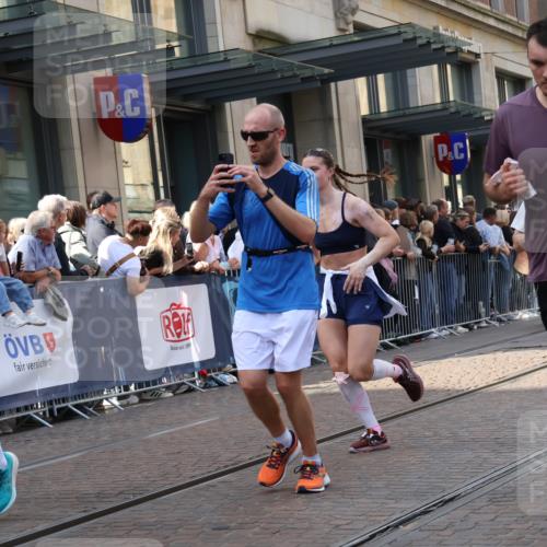 13.09.2026 - 21. swb-Marathon Bremen Strokosch-Dieckow http://msf.ph/oto/10352882 13.09.2026 13:32:45 Ziel 891, 1532, 2393, 2440, 2638, 2818, 2959, 3167, 3404, 3710, 3773, 3902, 4194, 4233, 4260, 4408, 4659, 5090, 5191, 5324, 5395, 5410, 5706, 5749, 5981, 6018, 6786, 6941, 7467, 7756, 7788, 7830, 8061, 9269, 9292, 9406, 9745, 9829, 10048, 13019, 13028, 13039, 13092, 13093, 13101, 13146, 13164, 13234, 13247, 1437, 1687, 2292, 2293, 2611, 2992, 3354, 3429, 3878, 3895, 4263, 4323, 4380, 4862, 5009, 5281, 5398, 5581, 6518, 6593, 6760 meine-sportfotos.de