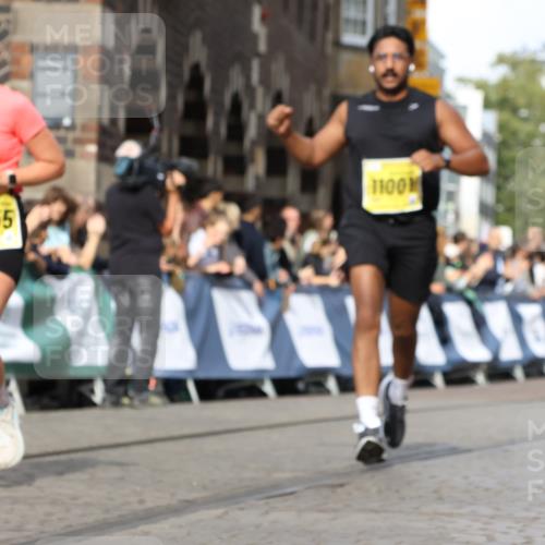 13.09.2026 - 21. swb-Marathon Bremen Strokosch-Dieckow http://msf.ph/oto/10352890 13.09.2026 10:55:17 Ziel 10555, 10646, 10901, 11001, 11620, 11860, 11889, 11908, 11976, 12313, 12800, 13592, 10203, 10256, 10725, 11414, 11748, 11941, 11977, 12030, 12218, 12258, 12348 meine-sportfotos.de