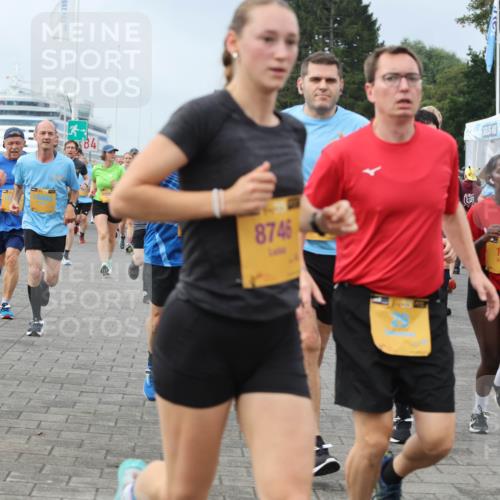 13.09.2026 - Kiel Lauf Andreas Tolksdorf http://msf.ph/oto/10352967 13.09.2026 09:56:47 Kiellinie 4, 39, 1352, 10465, 4, 8746, 38, 111, 29, 7, 898, 10975 meine-sportfotos.de