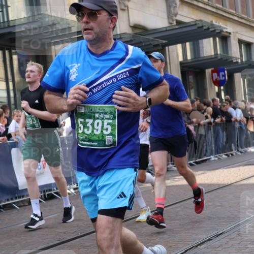 13.09.2026 - 21. swb-Marathon Bremen Strokosch-Dieckow http://msf.ph/oto/10353129 13.09.2026 13:32:51 Ziel 831, 1124, 1532, 2283, 2393, 2440, 2818, 2959, 3167, 3404, 3710, 3773, 4194, 4243, 4260, 4408, 4565, 4659, 5040, 5090, 5191, 5324, 5395, 5410, 5706, 5749, 5790, 5981, 6614, 6915, 6941, 7145, 7421, 7467, 7756, 7788, 7789, 7830, 8061, 9269, 9292, 9406, 9616, 9745, 9829, 9856, 13019, 13028, 13039, 13084, 13092, 13093, 13101, 13146, 891, 1437, 1687, 2611, 2638, 2992, 3354, 3878, 3895, 3902, 4233, 4323, 4862, 5009, 5398, 5581, 6760 meine-sportfotos.de