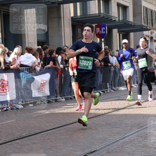 13.09.2026 - 21. swb-Marathon Bremen Strokosch-Dieckow http://msf.ph/oto/10353161 13.09.2026 13:32:53 Ziel 831, 1124, 1532, 2283, 2393, 2440, 2818, 2959, 2980, 3167, 3404, 3710, 3773, 4194, 4243, 4260, 4408, 4492, 4536, 4565, 4659, 5040, 5191, 5324, 5395, 5410, 5706, 5749, 5790, 5914, 5981, 6614, 6777, 6915, 6941, 7145, 7421, 7467, 7756, 7788, 7789, 7830, 8061, 9269, 9292, 9616, 9745, 9829, 9856, 13019, 13028, 13039, 13084, 13092, 13093, 13101, 13146, 891, 1437, 1532, 2611, 2638, 3354, 3773, 3878, 3895, 3902, 4194, 4233, 4323, 4862, 5009, 5090, 5398, 5581, 6760 meine-sportfotos.de