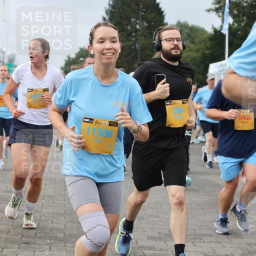 13.09.2026 - Kiel Lauf Andreas Tolksdorf http://msf.ph/oto/10353207 13.09.2026 09:56:57 Kiellinie 107, 48, 11586, 38, 294, 4, 35, 5456 meine-sportfotos.de