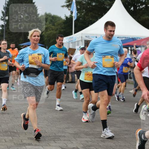 13.09.2026 - Kiel Lauf Andreas Tolksdorf http://msf.ph/oto/10353377 13.09.2026 09:57:05 Kiellinie 38, 3013, 2971, 38, 6050, 438, 11427 meine-sportfotos.de