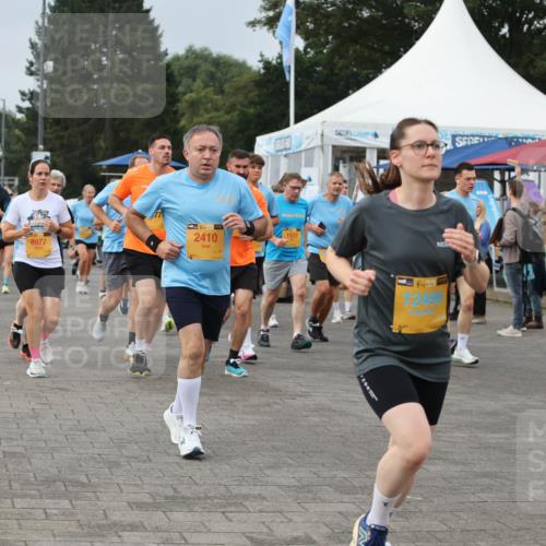 13.09.2026 - Kiel Lauf Andreas Tolksdorf http://msf.ph/oto/10353421 13.09.2026 09:57:06 Kiellinie 10720, 7925, 8977, 39, 2410, 1931, 4, 38, 38, 6301 meine-sportfotos.de