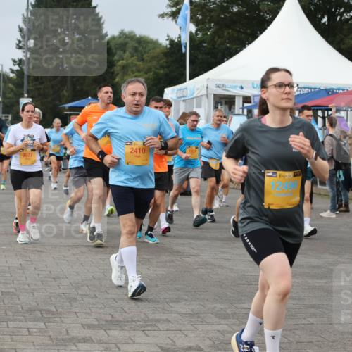 13.09.2026 - Kiel Lauf Andreas Tolksdorf http://msf.ph/oto/10353423 13.09.2026 09:57:06 Kiellinie 10720, 7928, 8977, 38, 2410, 1931, 1, 38, 1249, 138, 6301 meine-sportfotos.de