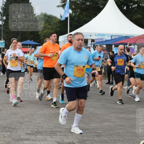 13.09.2026 - Kiel Lauf Andreas Tolksdorf http://msf.ph/oto/10353456 13.09.2026 09:57:07 Kiellinie 8977, 7925, 2779, 2410, 10050, 4726 meine-sportfotos.de