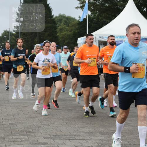 13.09.2026 - Kiel Lauf Andreas Tolksdorf http://msf.ph/oto/10353467 13.09.2026 09:57:07 Kiellinie 341, 10720, 7925, 779, 38, 10, 10050 meine-sportfotos.de