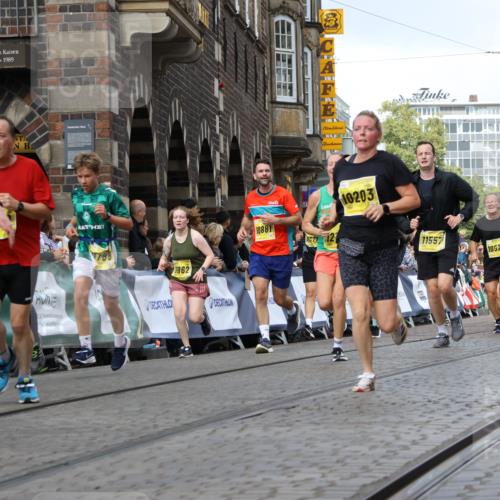 13.09.2026 - 21. swb-Marathon Bremen Strokosch-Dieckow http://msf.ph/oto/10353523 13.09.2026 10:55:42 Ziel 10256, 10725, 11014, 11414, 11466, 11631, 11910, 11941, 11977, 12201, 12218, 12258, 12348, 12549, 10243, 10374, 10690, 10703, 10952, 11972, 12108, 12143, 12484 meine-sportfotos.de