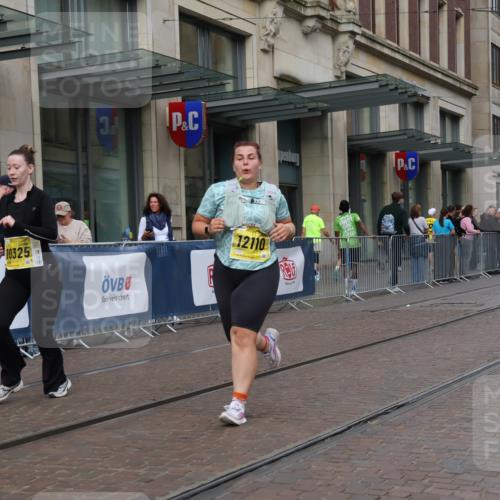 13.09.2026 - 21. swb-Marathon Bremen Strokosch-Dieckow http://msf.ph/oto/10353602 13.09.2026 11:14:59 Ziel 10325, 10606, 11424, 11694, 11810, 11990, 12110, 10271, 10325, 10519, 10557, 10605, 10705, 10752, 10776, 10805, 11085, 11097, 11098, 11186, 11288, 11645, 11673, 11810, 11876, 11974, 12110, 12191, 12193, 12333 meine-sportfotos.de