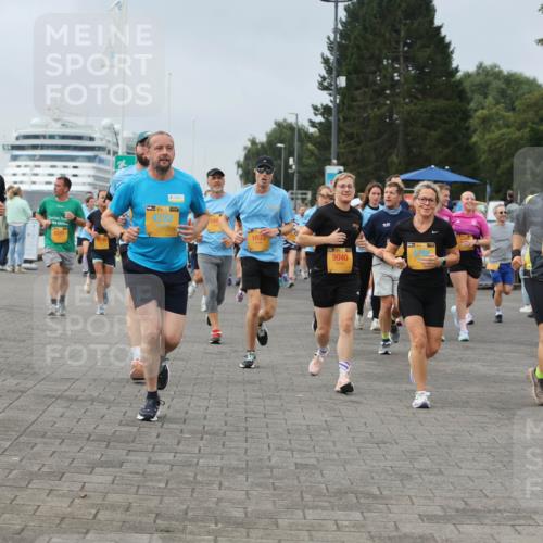 13.09.2026 - Kiel Lauf Andreas Tolksdorf http://msf.ph/oto/10353607 13.09.2026 09:57:12 Kiellinie 61, 1532, 4732, 1603, 9040, 9281 meine-sportfotos.de