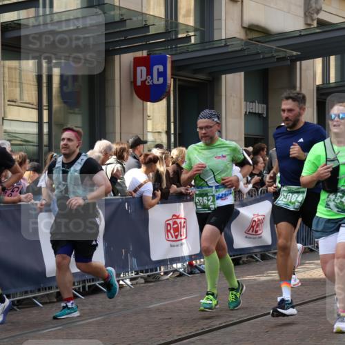 13.09.2026 - 21. swb-Marathon Bremen Strokosch-Dieckow http://msf.ph/oto/10353624 13.09.2026 13:33:03 Ziel 831, 1124, 2283, 2393, 2818, 2980, 4052, 4219, 4243, 4260, 4408, 4492, 4536, 4543, 4565, 5040, 5191, 5324, 5395, 5560, 5660, 5726, 5790, 5861, 5862, 5914, 6256, 6421, 6597, 6614, 6777, 6844, 6882, 6915, 6997, 7145, 7421, 7467, 7523, 7789, 7830, 8061, 8093, 8177, 8501, 8599, 8602, 9206, 9616, 9856, 9883, 13028, 13084, 13101, 891, 1532, 2440, 2638, 2959, 3167, 3404, 3710, 3773, 3902, 4194, 4233, 4659, 5009, 5090, 5581 meine-sportfotos.de