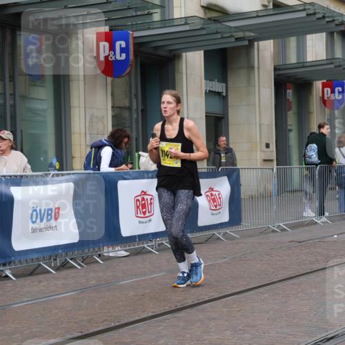 13.09.2026 - 21. swb-Marathon Bremen Strokosch-Dieckow http://msf.ph/oto/10353676 13.09.2026 11:15:06 Ziel 10606, 11424, 11504, 10271, 10325, 10557, 10605, 10752, 10776, 10805, 11085, 11097, 11098, 11288, 11645, 11673, 11694, 11810, 11876, 11974, 11990, 12110, 12191, 12193, 12333 meine-sportfotos.de