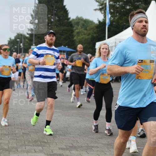 13.09.2026 - Kiel Lauf Andreas Tolksdorf http://msf.ph/oto/10353799 13.09.2026 09:57:20 Kiellinie 085 meine-sportfotos.de