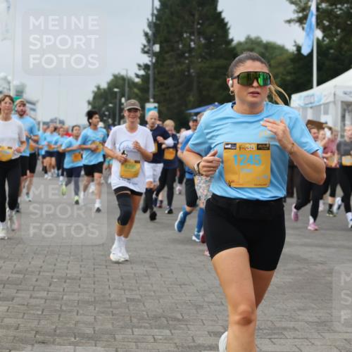13.09.2026 - Kiel Lauf Andreas Tolksdorf http://msf.ph/oto/10353854 13.09.2026 09:57:22 Kiellinie 4, 38, 1245 meine-sportfotos.de