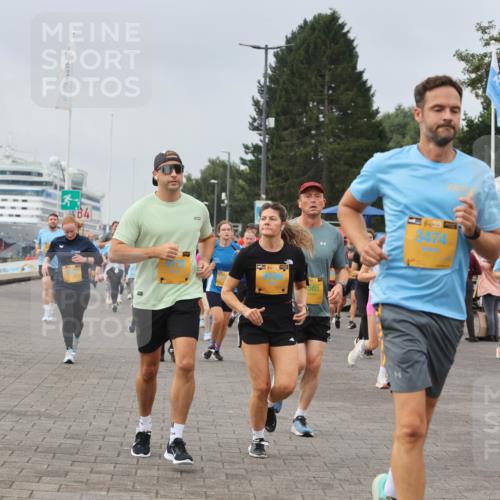 13.09.2026 - Kiel Lauf Andreas Tolksdorf http://msf.ph/oto/10354273 13.09.2026 09:57:41 Kiellinie 565, 39, 3474 meine-sportfotos.de