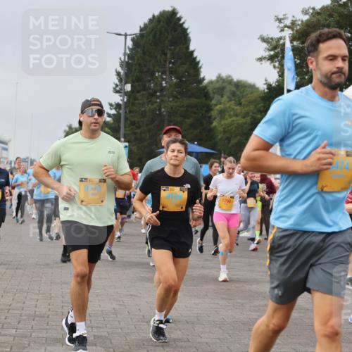 13.09.2026 - Kiel Lauf Andreas Tolksdorf http://msf.ph/oto/10354292 13.09.2026 09:57:41 Kiellinie 39, 9170, 1290, 9104 meine-sportfotos.de