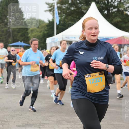 13.09.2026 - Kiel Lauf Andreas Tolksdorf http://msf.ph/oto/10354414 13.09.2026 09:57:46 Kiellinie 6720, 33, 12327 meine-sportfotos.de