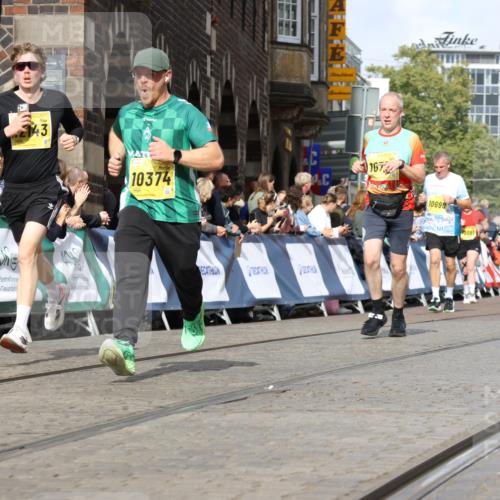 13.09.2026 - 21. swb-Marathon Bremen Strokosch-Dieckow http://msf.ph/oto/10354429 13.09.2026 10:56:00 Ziel 10203, 10243, 10297, 10374, 10379, 10423, 10529, 10550, 10788, 10809, 10881, 10952, 11377, 11414, 11510, 11557, 11748, 11862, 11941, 11975, 12030, 12108, 12125, 12150, 12188, 12348, 10246, 10298, 10365, 10443, 10699, 10949, 10957, 10960, 11219, 11280, 11782, 11790, 12476 meine-sportfotos.de